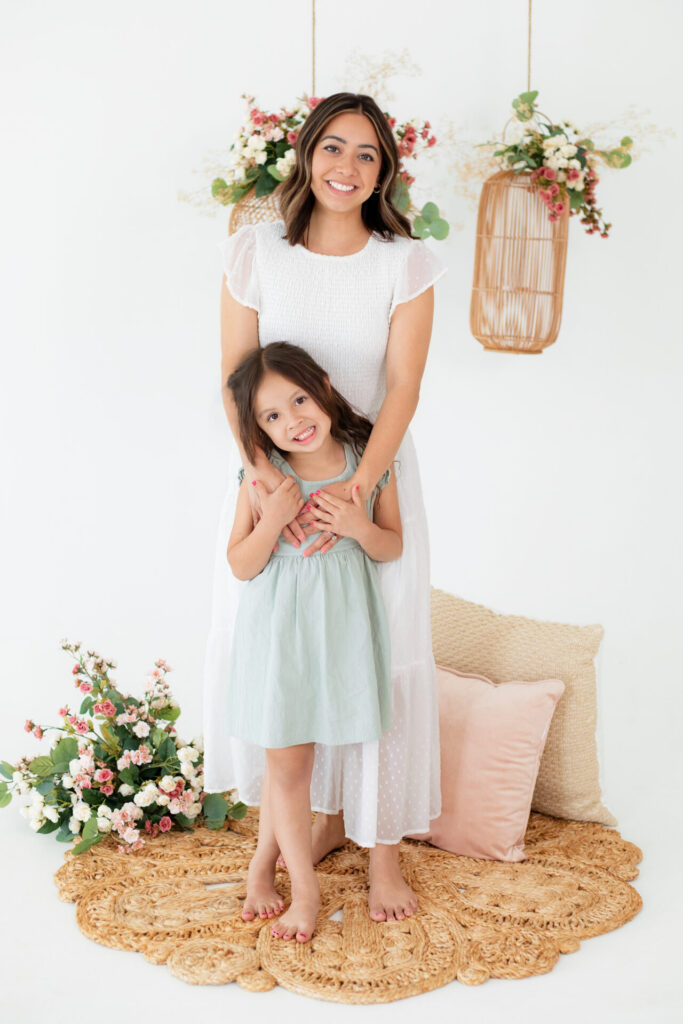 Mother’s Day mini session at Jacksonville photo studio with mom and daughter