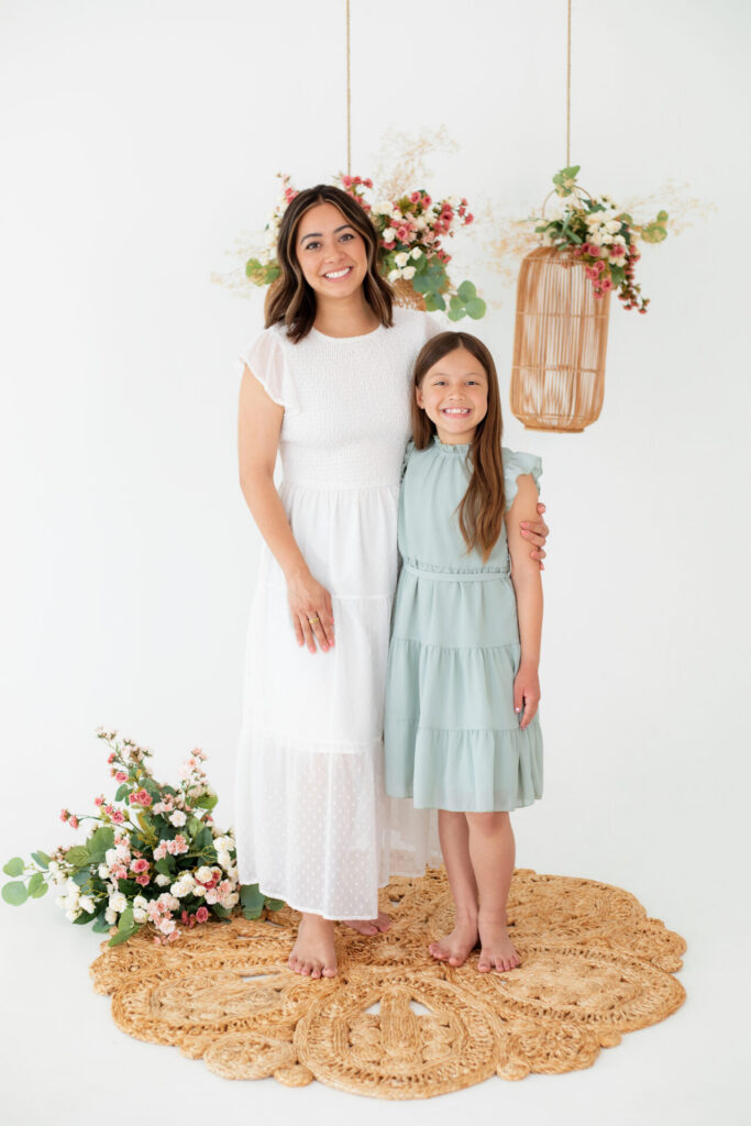 Mother’s Day mini photo session in Jacksonville FL photography studio with mom and daughter